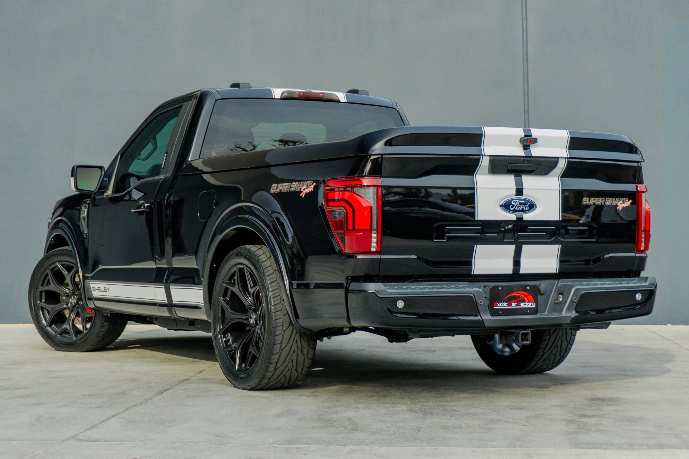 Used 2021 Ford F150 XLT w/ Equipment Group 301A Mid image 9