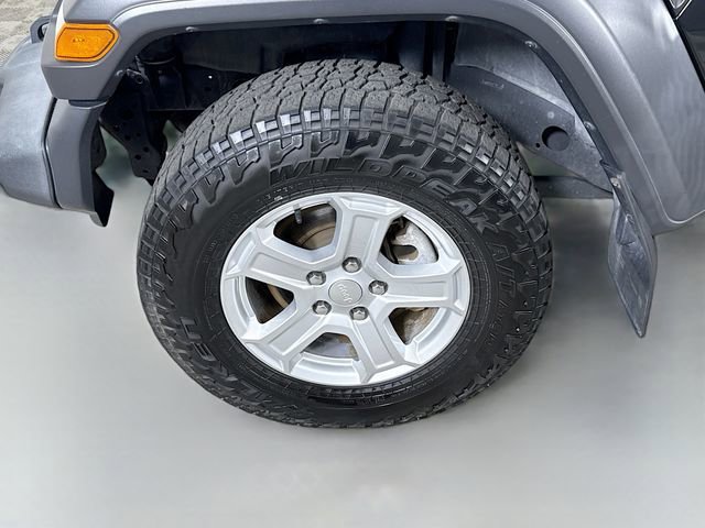 Used 2020 Jeep Wrangler Sport S image 27