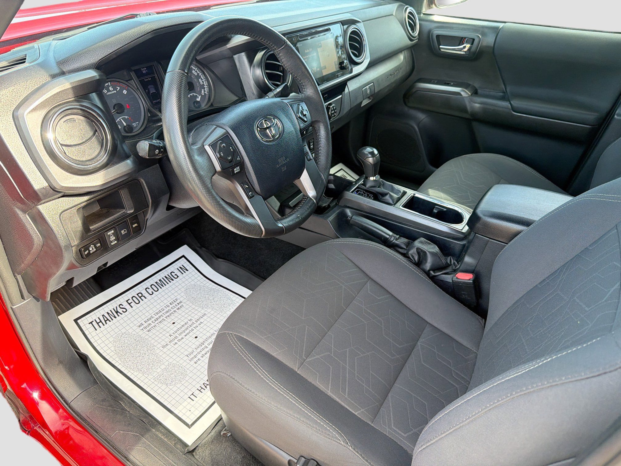 Used 2019 Toyota Tacoma Limited image 23