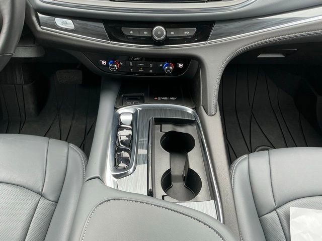 Used 2024 Buick Enclave Essence w/ Experience Buick Package image 27