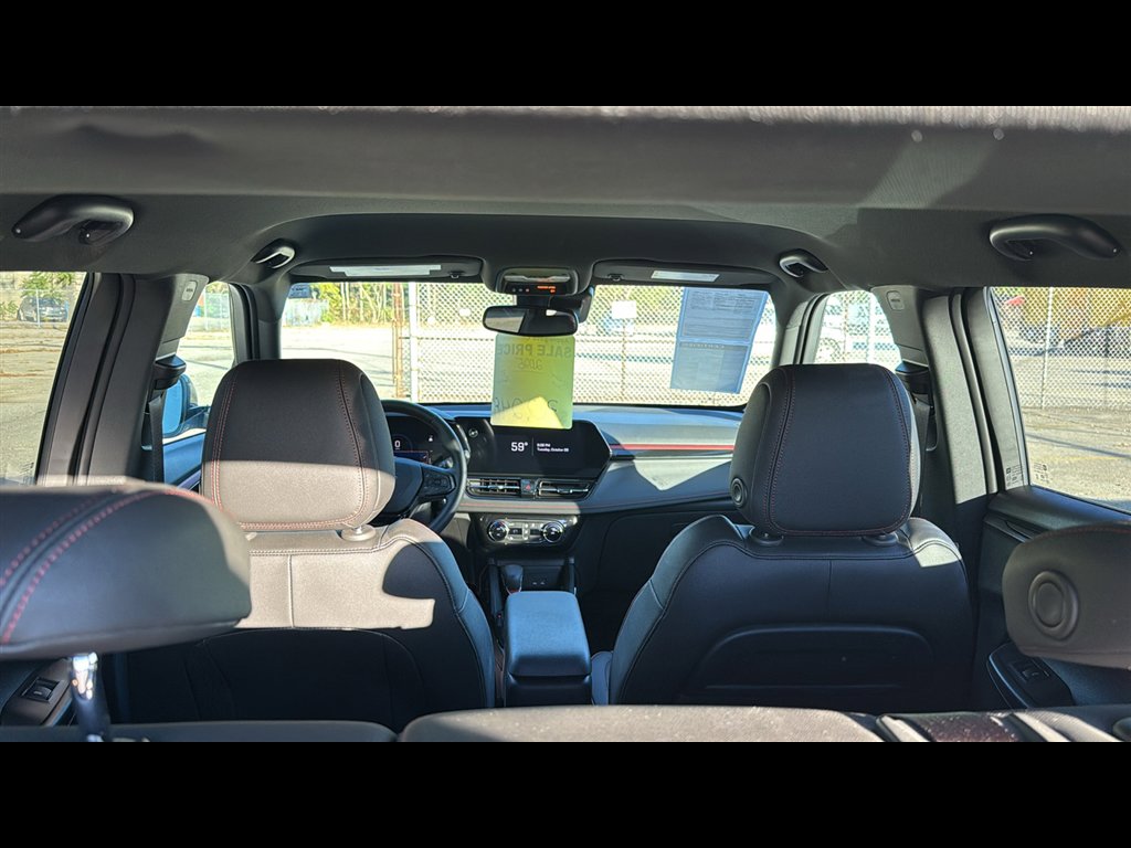 Used 2025 Chevrolet TrailBlazer RS w/ Convenience Package image 26