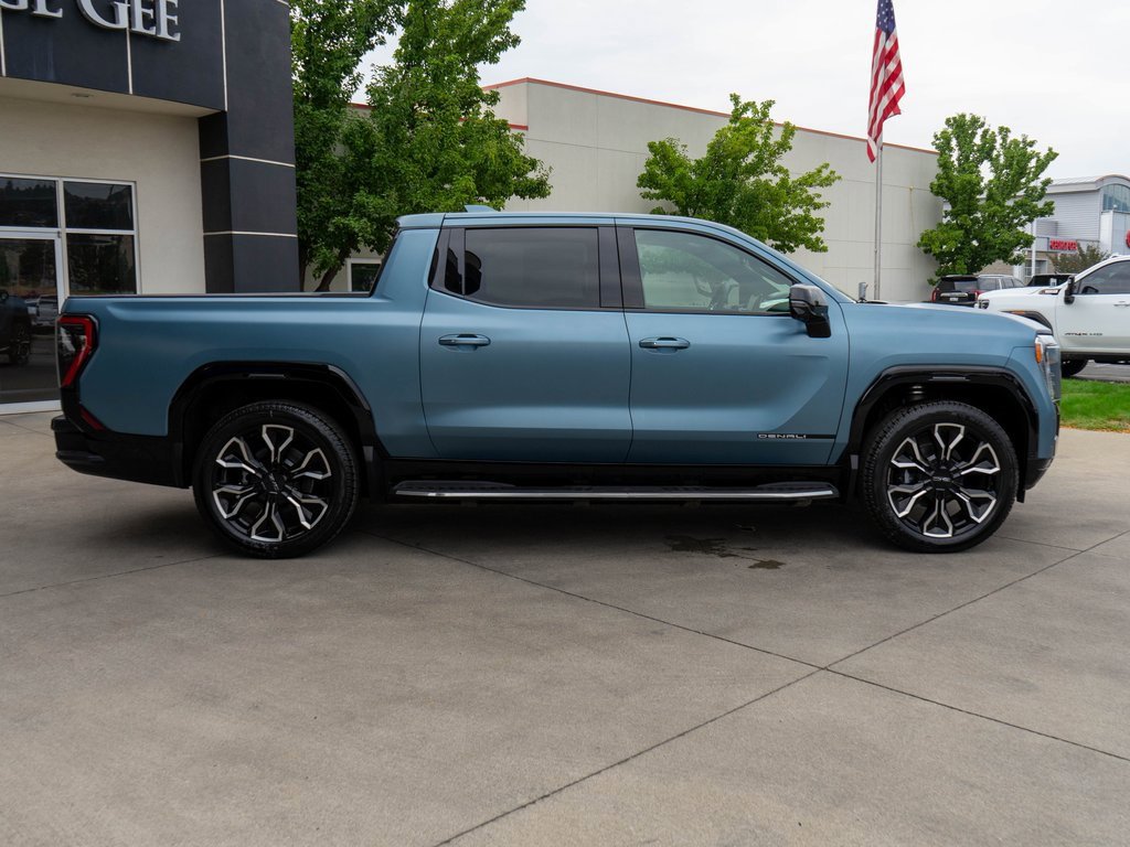 New 2025 GMC Sierra EV Denali image 8