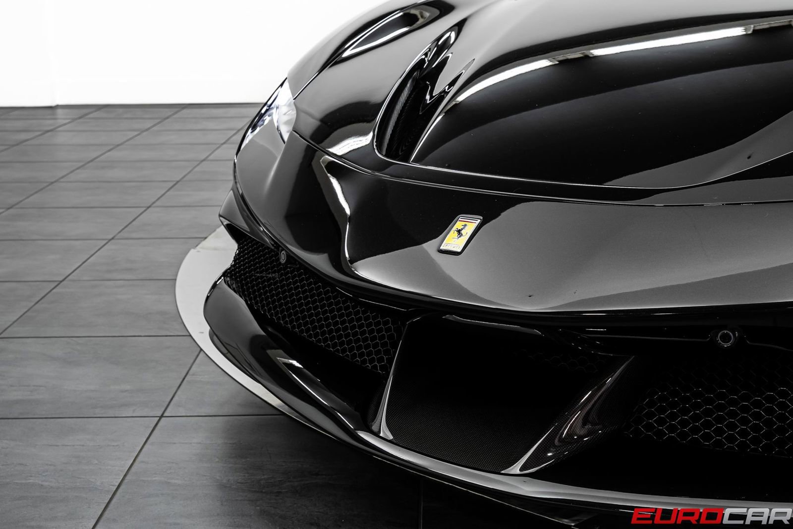 Used 2023 Ferrari SF90 Spider AWD/4WD image 15