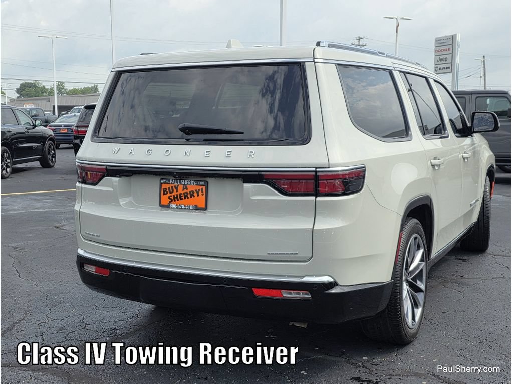 Used 2022 Jeep Wagoneer Series III w/ Premium Group I AWD/4WD image 15