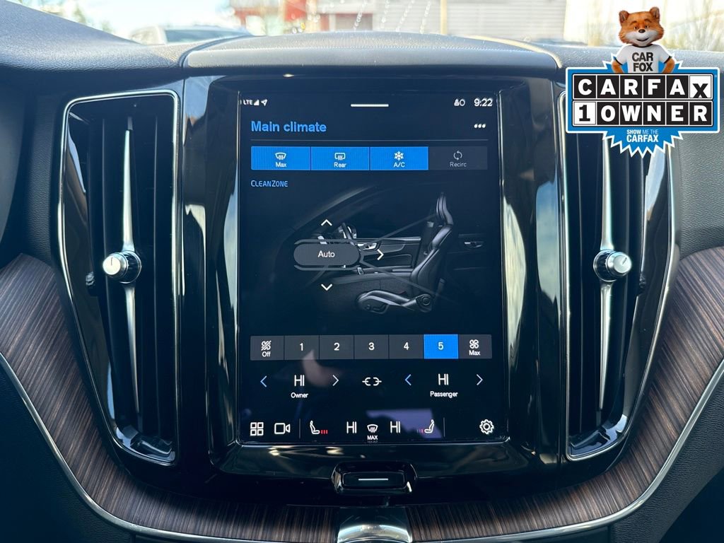 Used 2022 Volvo XC60 B5 Momentum image 20