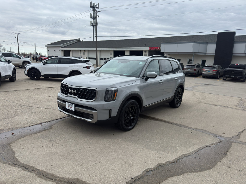 Used 2023 Kia Telluride SX Prestige X-Line AWD/4WD image 2