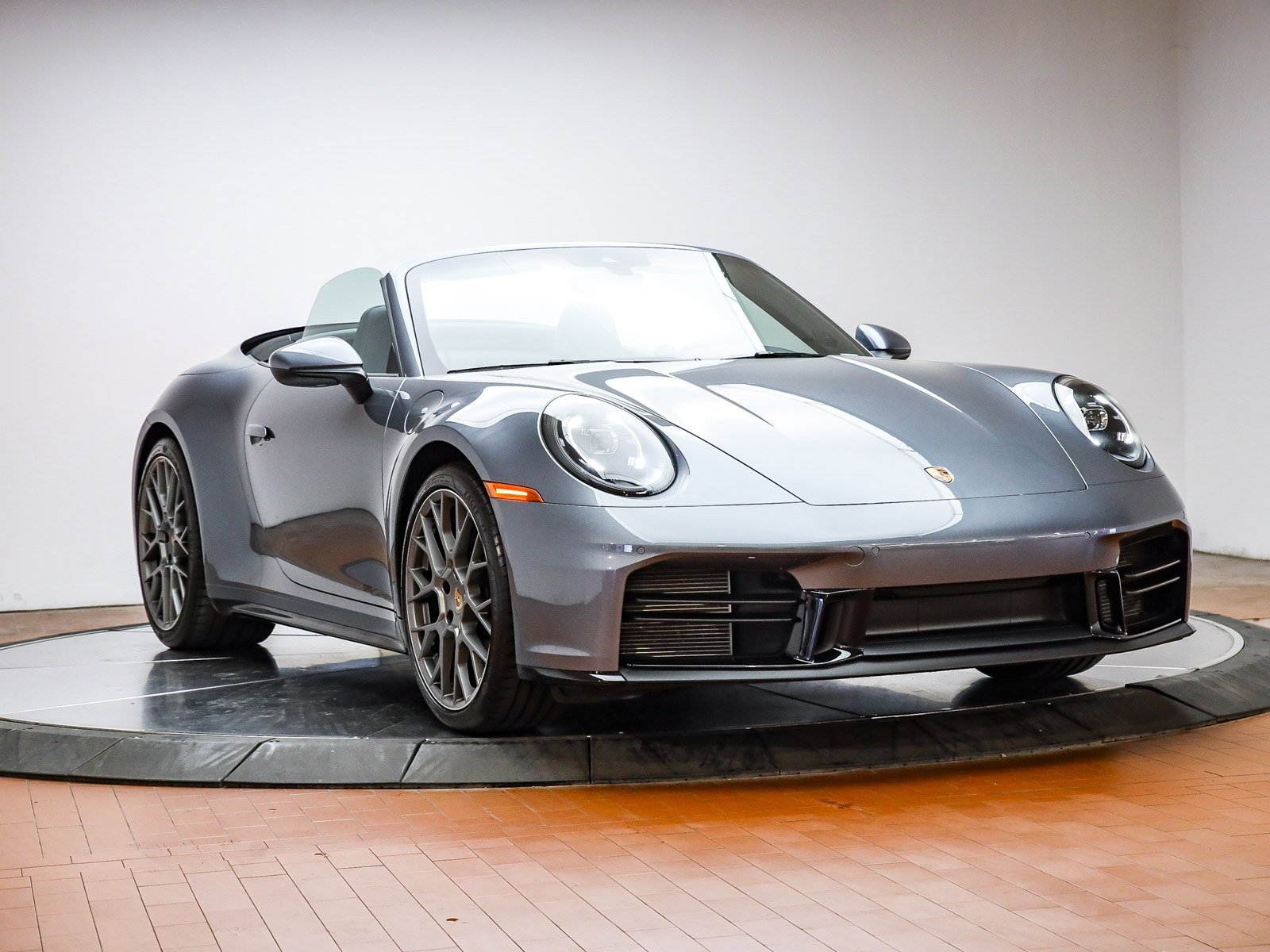 Used 2025 Porsche 911 Carrera image 13