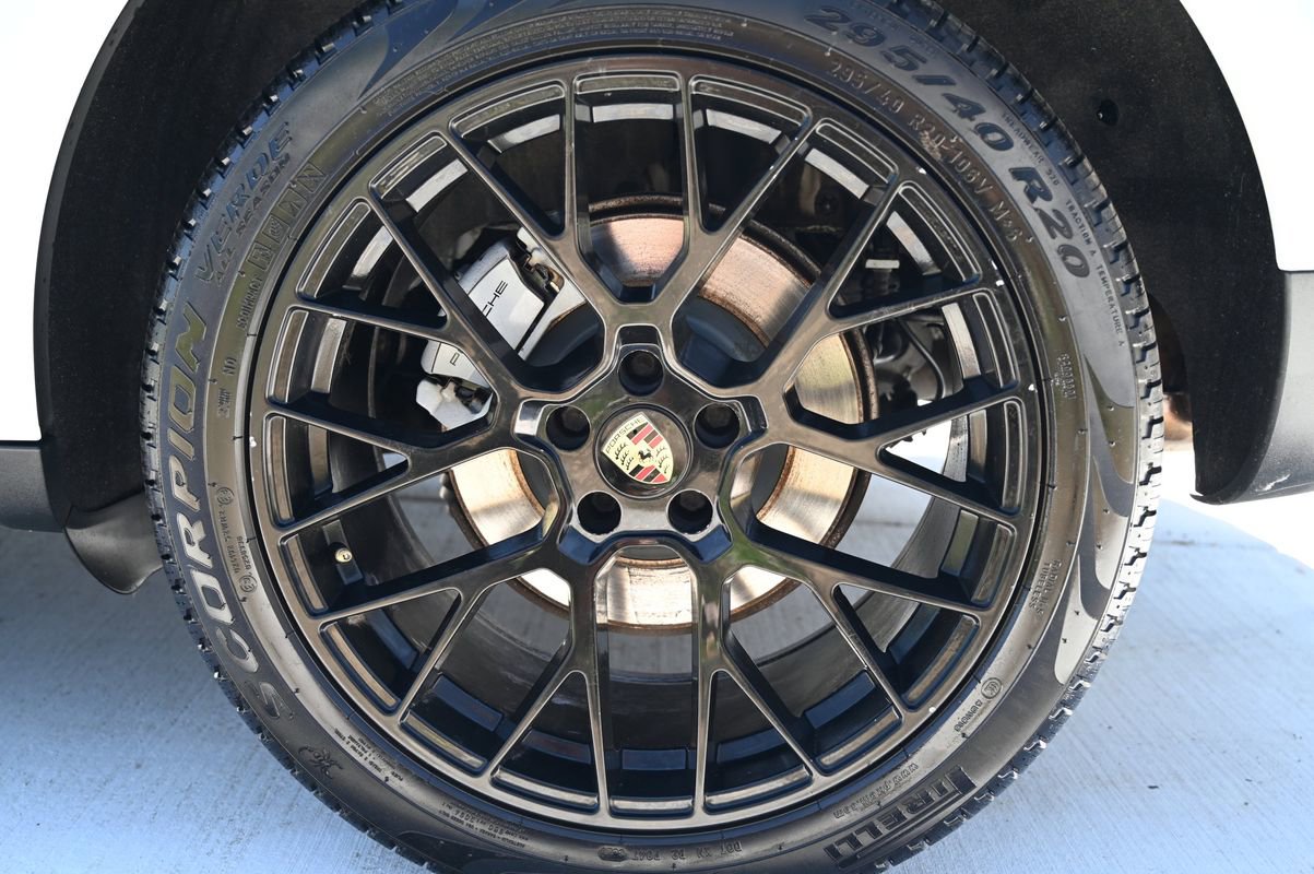 Used 2018 Porsche Macan S image 52