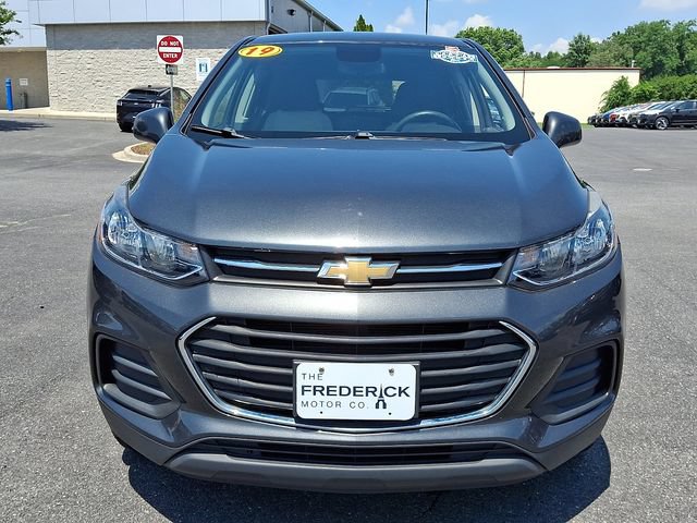 Used 2019 Chevrolet Trax LS w/ Tint and Cruise Package AWD/4WD image 2