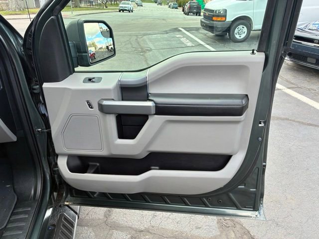 Used 2018 Ford F150 XLT w/ Equipment Group 302A Luxury image 19