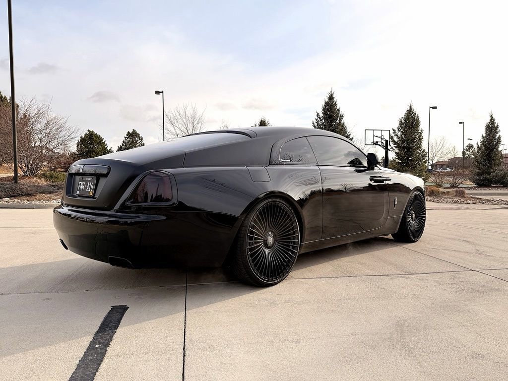 Used 2016 Rolls-Royce Wraith image 23