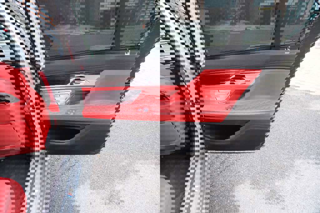 Used 2021 BMW 750i xDrive w/ Executive Package image 28