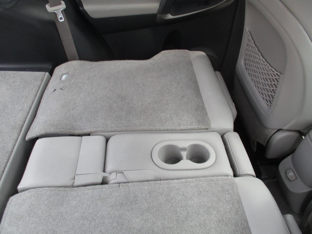 Used 2010 Toyota RAV4 Limited AWD/4WD image 33