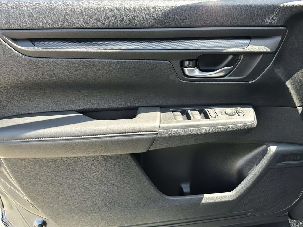 Used 2024 Honda CR-V LX image 14