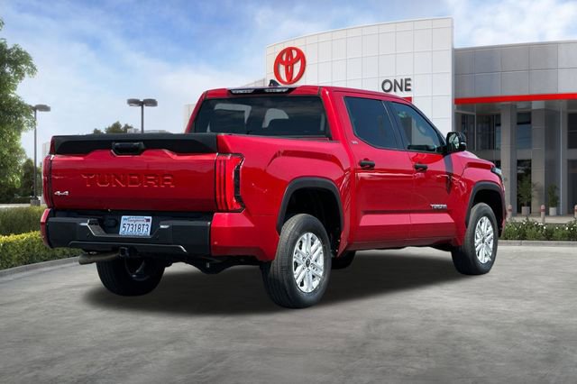 Used 2023 Toyota Tundra SR5 w/ SR5 Convenience Package AWD/4WD image 4