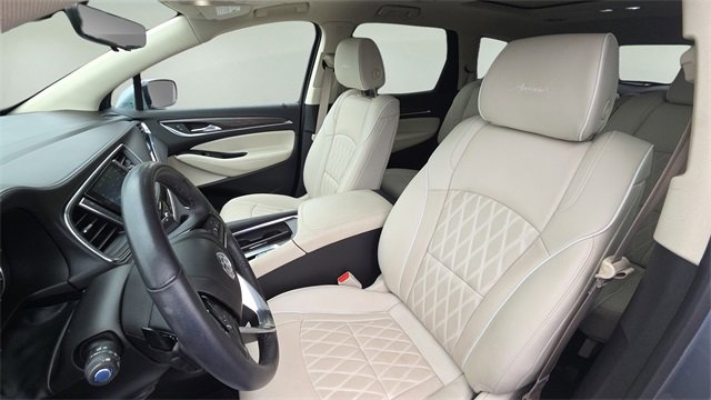 Used 2023 Buick Enclave Avenir w/ Avenir Technology Package image 21