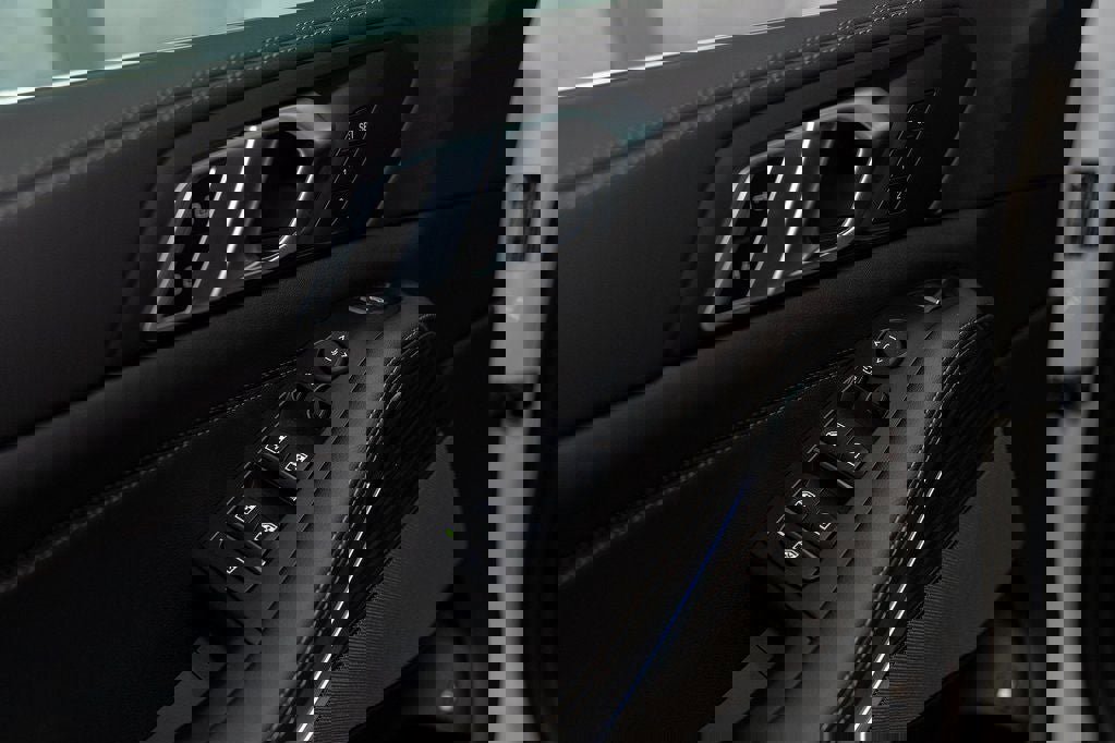 New 2026 BMW X5 xDrive50e w/ Premium Package image 13