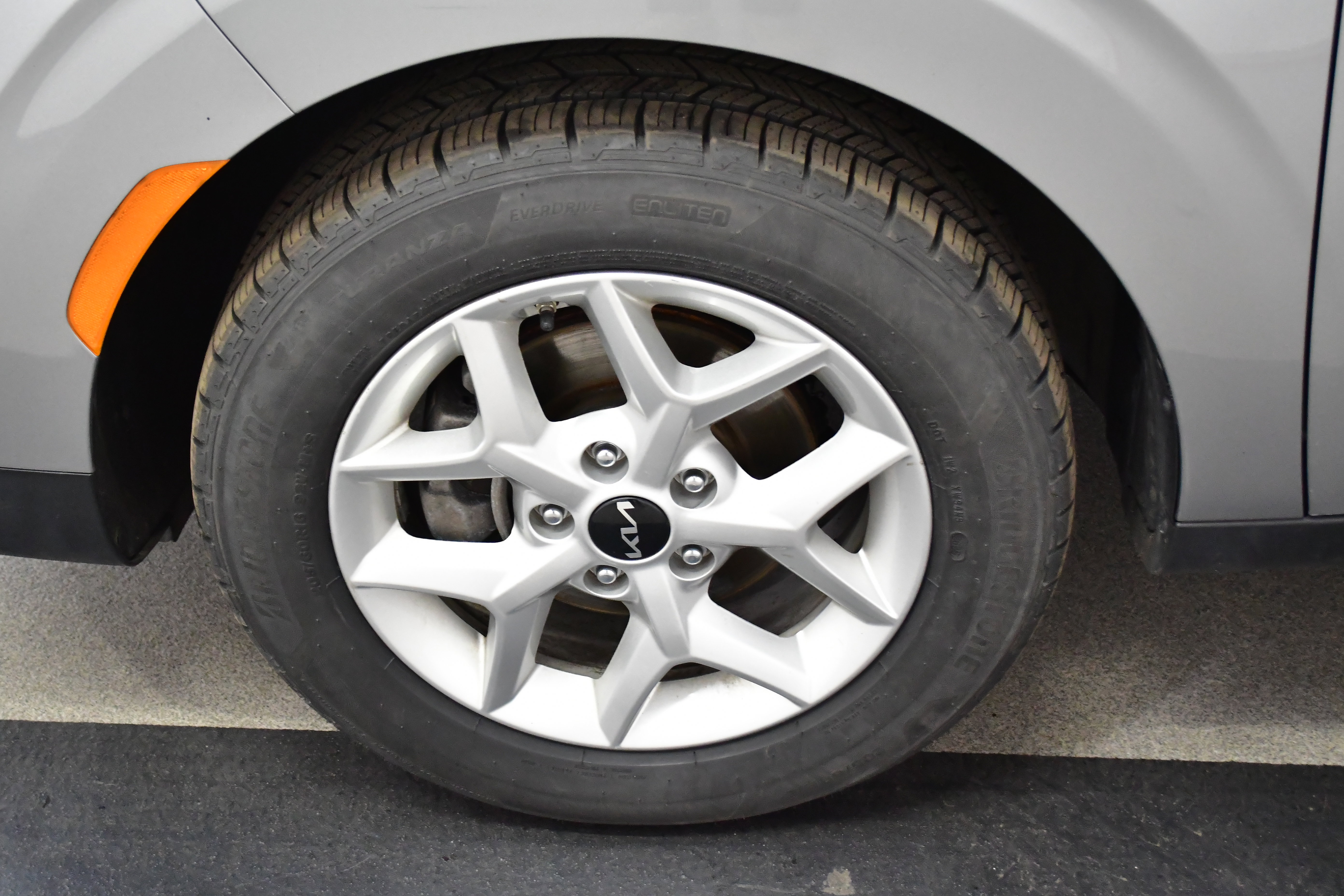 Used 2025 Kia Soul LX w/ LX Technology Package image 49