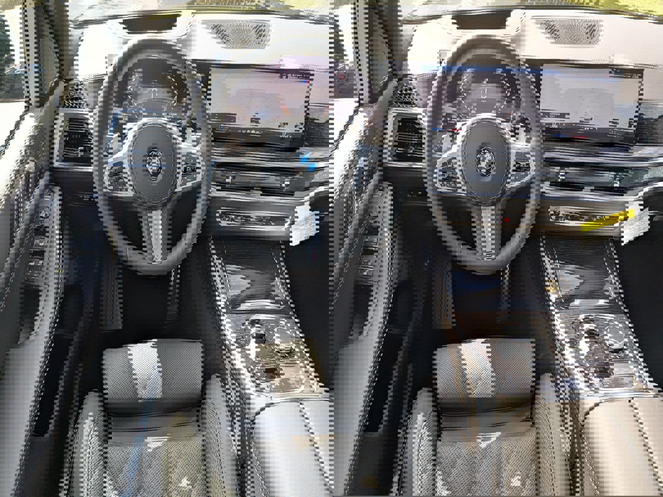 New 2026 BMW X5 xDrive40i w/ M Sport Package image 32