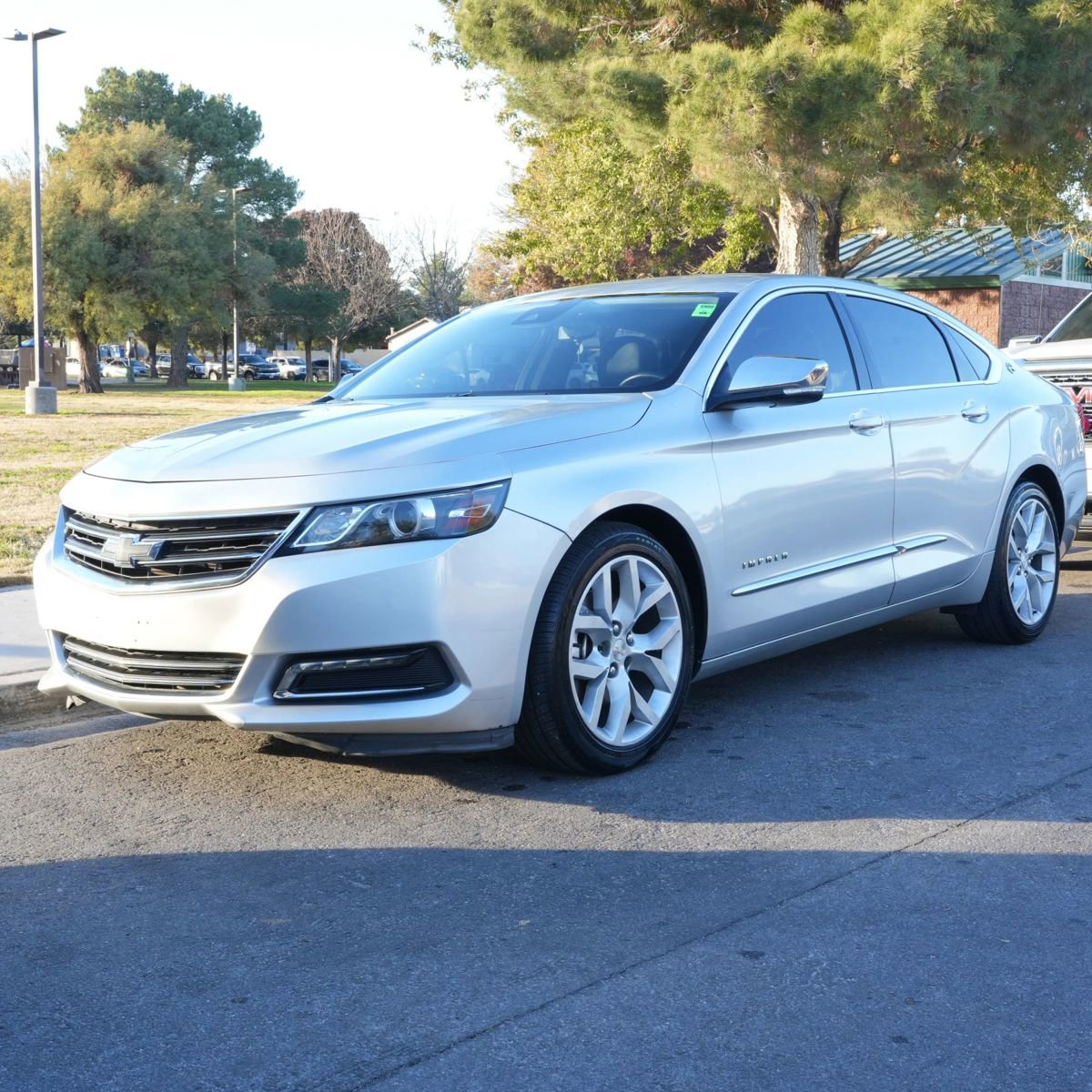 Used 2016 Chevrolet Impala LTZ FWD image 1