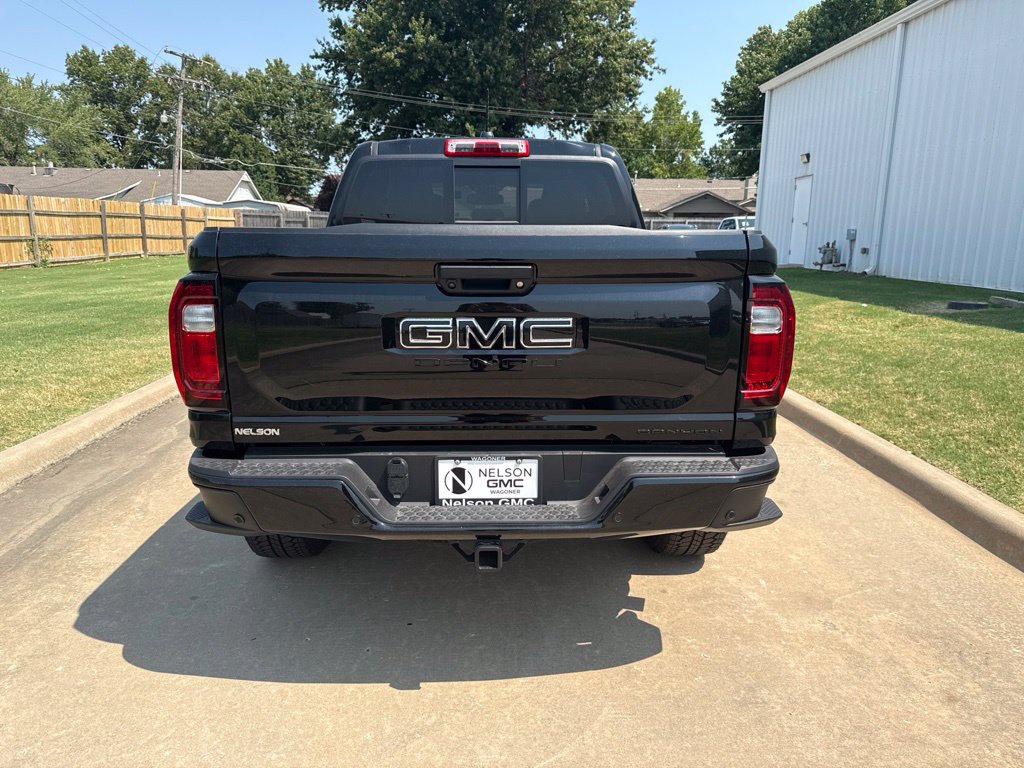 New 2026 GMC Canyon Denali w/ LPO, Denali Black Edition AWD/4WD image 4