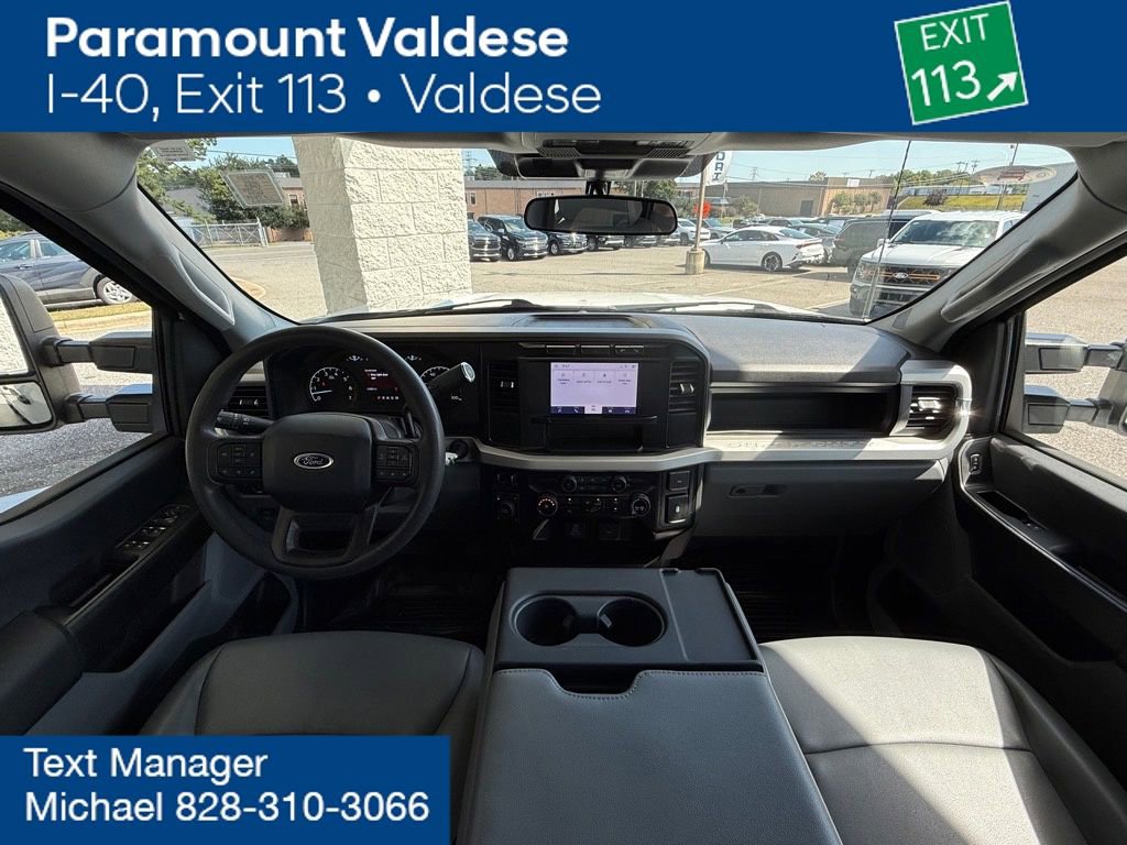 Used 2024 Ford F250 XL w/ FX4 Off-Road Package image 4