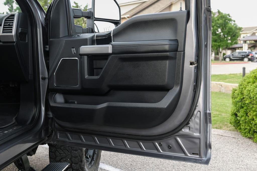 Used 2021 Ford F250 Platinum w/ FX4 Off-Road Package image 54