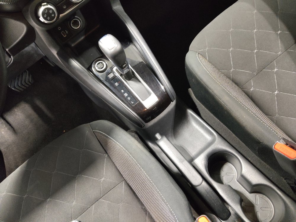 Used 2020 Nissan Kicks S image 26
