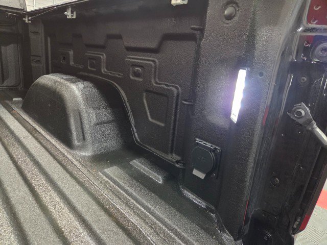 Used 2022 GMC Sierra 1500 AT4 w/ AT4 Premium Package image 34