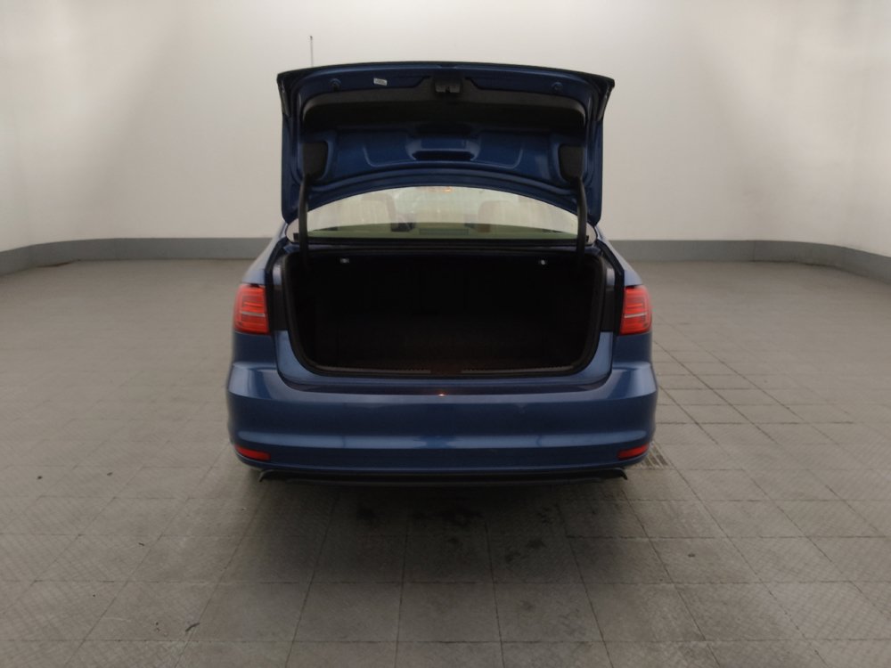 Used 2016 Volkswagen Jetta SEL Premium FWD image 29