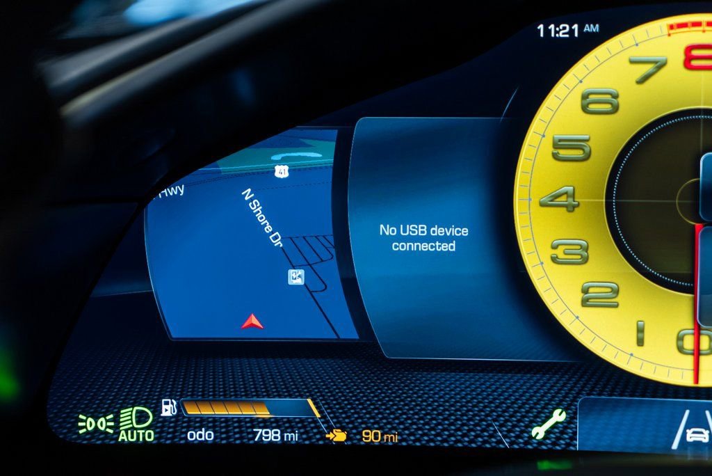 Certified 2024 Ferrari Roma Spider RWD image 30