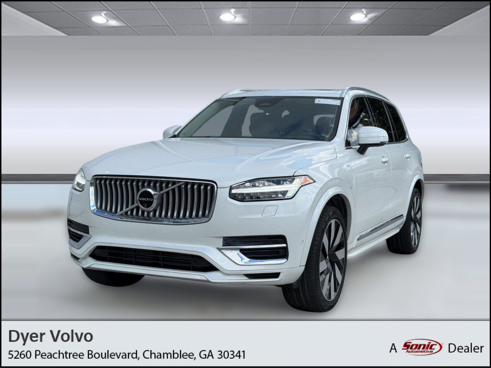 Used 2024 Volvo XC90 T8 Plus w/ Protection Package Premier AWD/4WD image 1