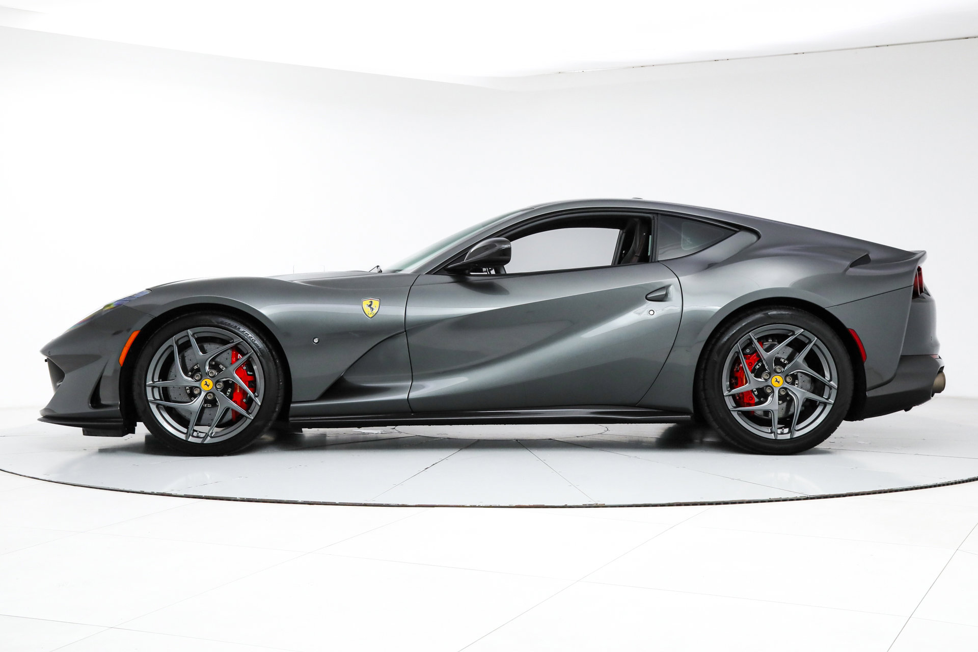 Certified 2019 Ferrari 812 Superfast image 4