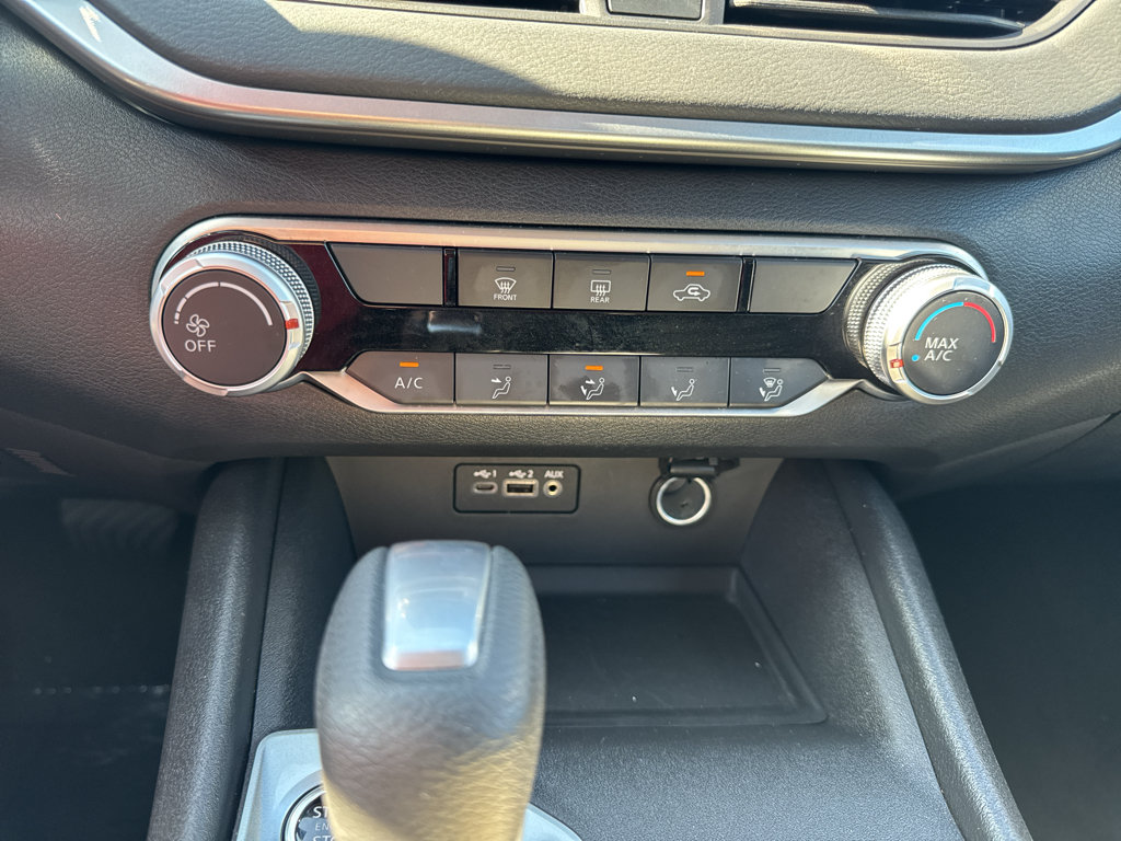 Used 2025 Nissan Altima 2.5 S FWD image 34