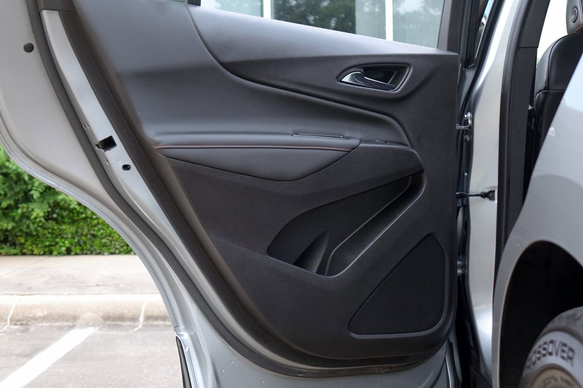 Used 2024 Chevrolet Equinox RS FWD image 38