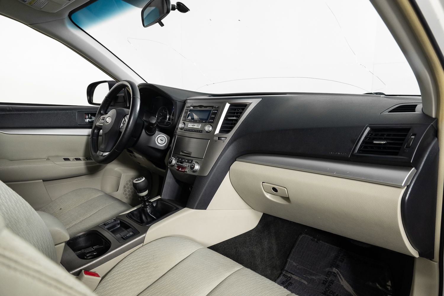 Used 2012 Subaru Outback 2.5i Premium w/ All-Weather Pkg image 26