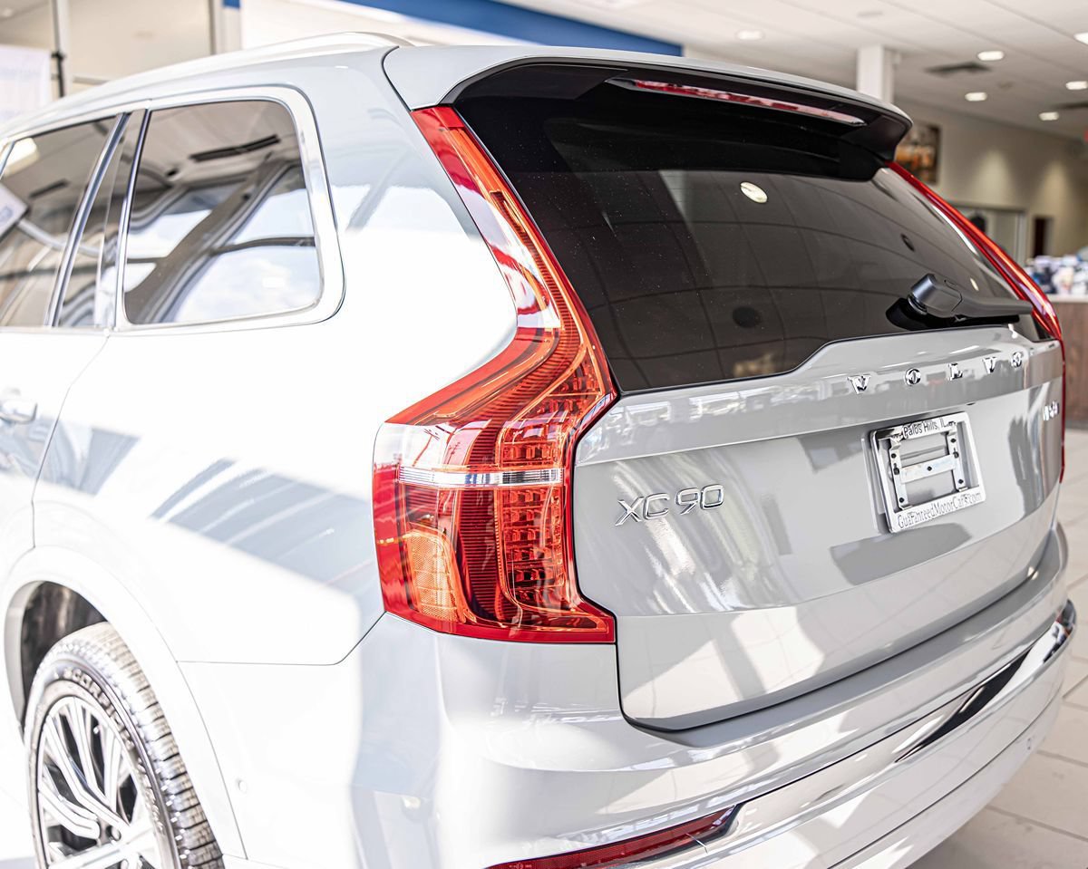 Used 2025 Volvo XC90 B6 Plus AWD/4WD image 15