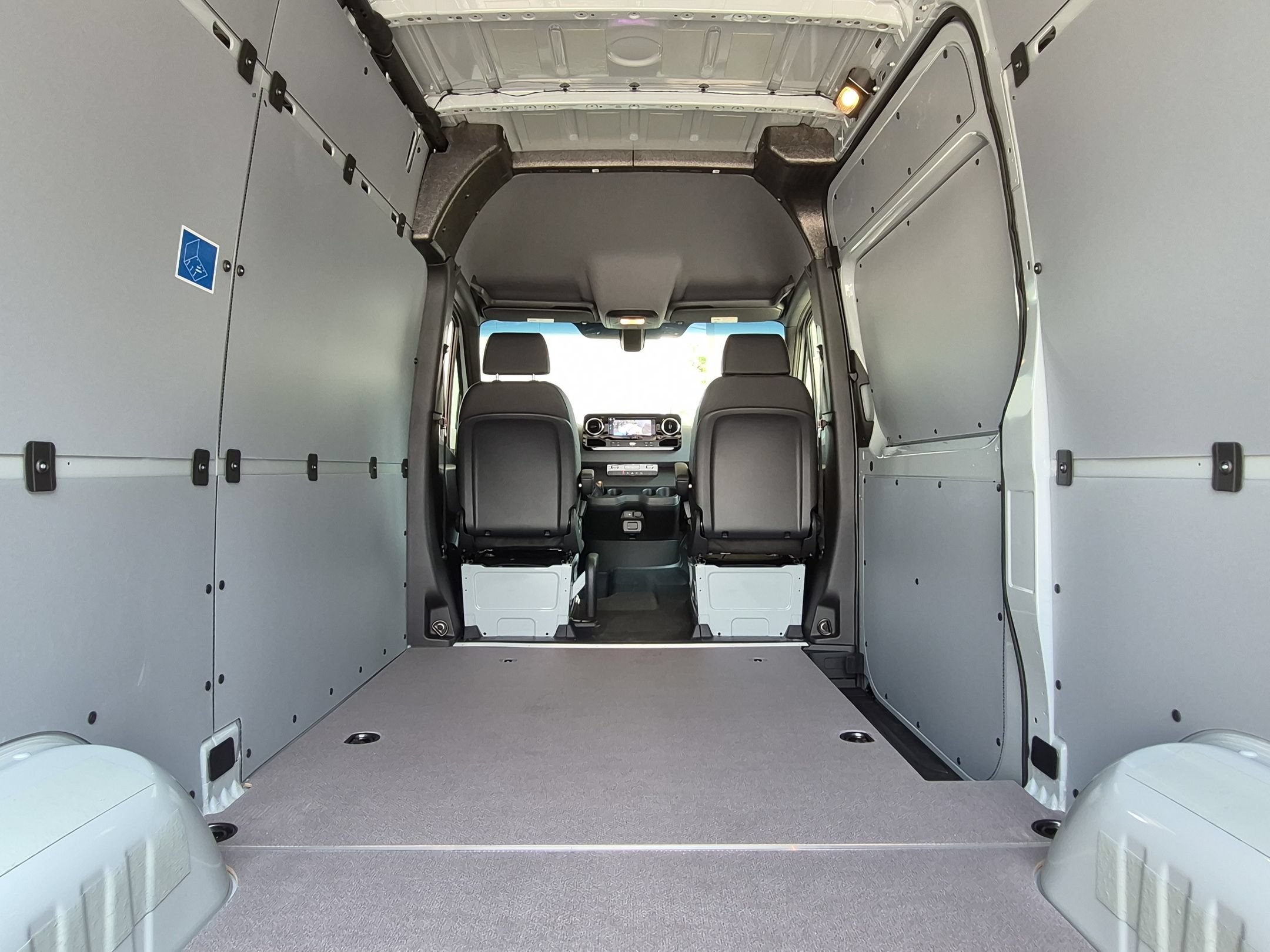 New 2026 Mercedes-Benz Sprinter 2500 image 29