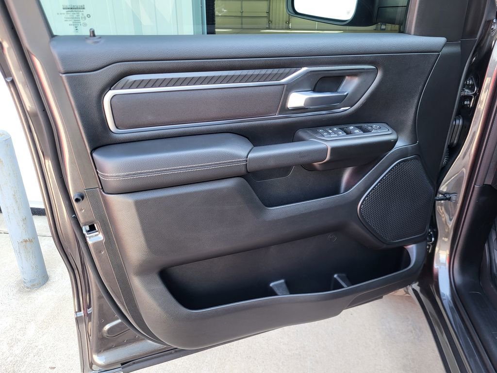 New 2026 RAM 1500 4x4 Crew Cab image 19
