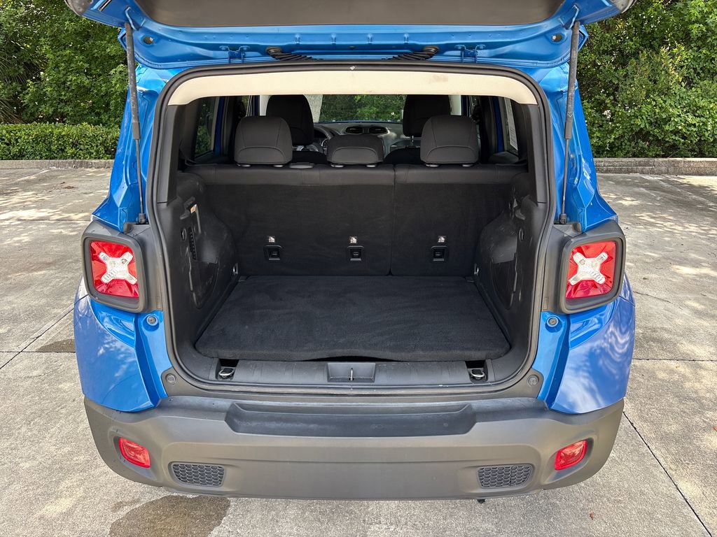 Used 2020 Jeep Renegade Sport FWD image 29