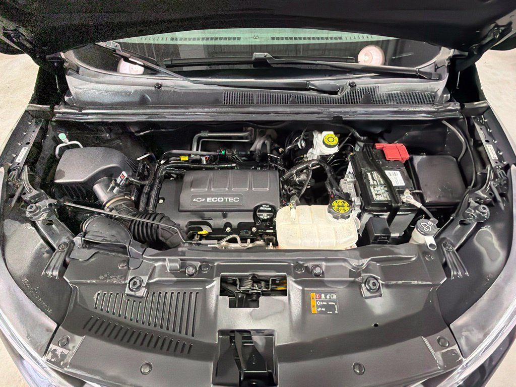 Used 2019 Chevrolet Trax LT w/ LT Convenience Package FWD image 10