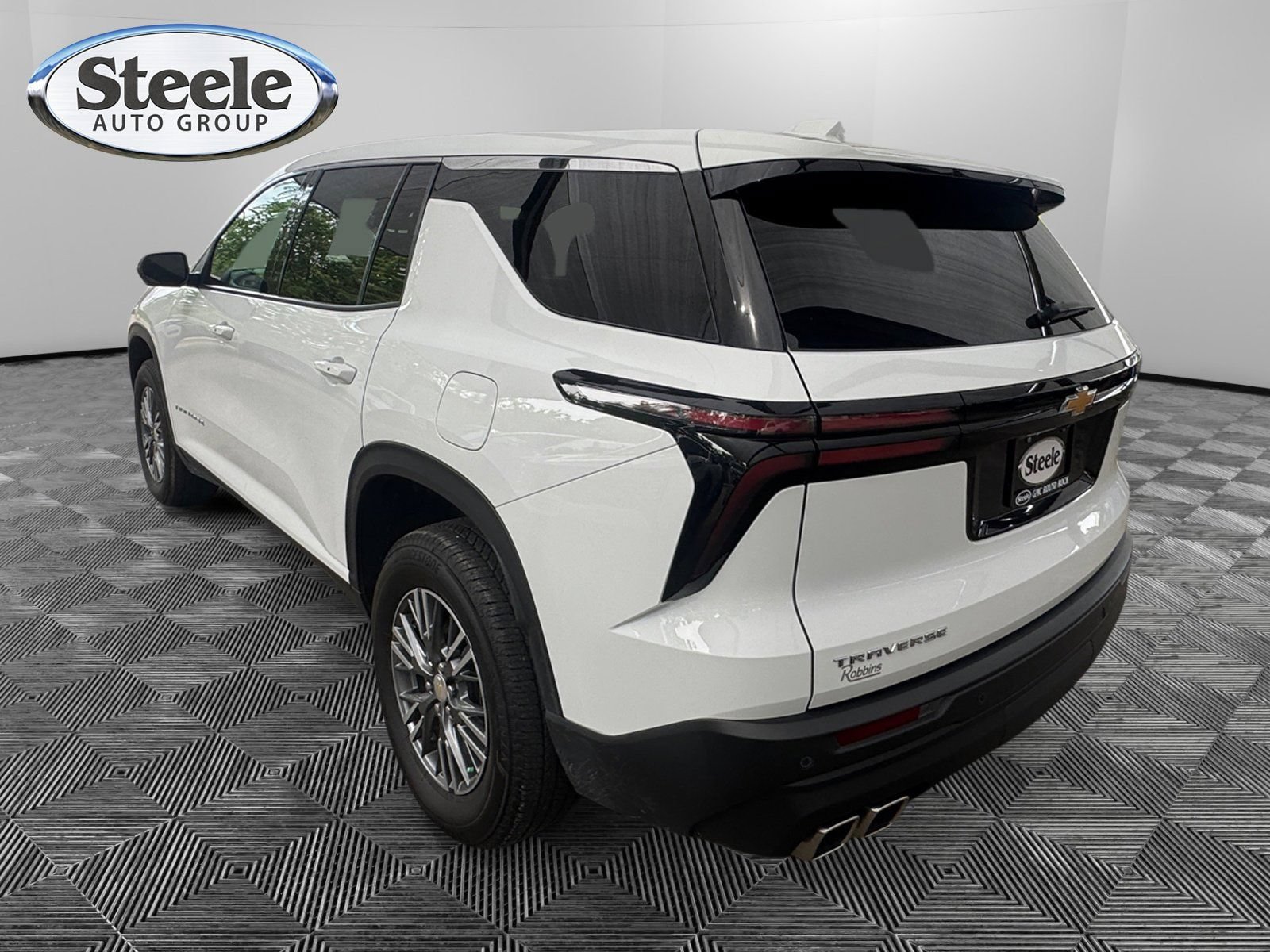 Certified 2024 Chevrolet Traverse LS FWD image 3