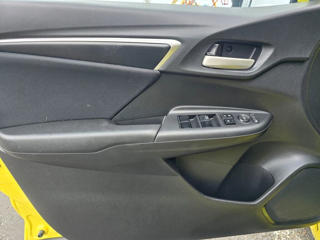 Used 2016 Honda Fit LX image 15