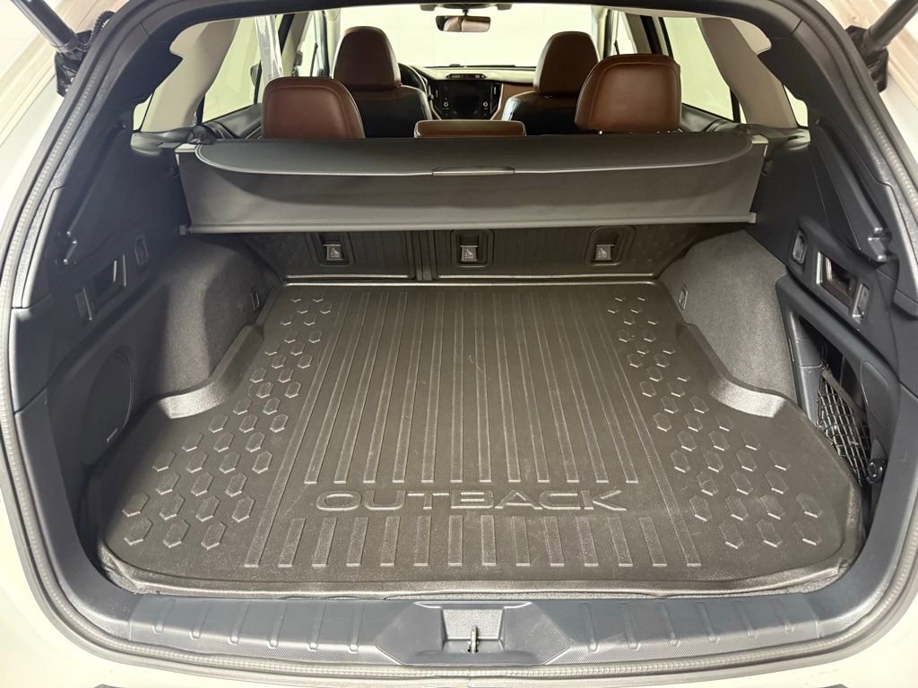 Used 2020 Subaru Outback Touring XT image 15
