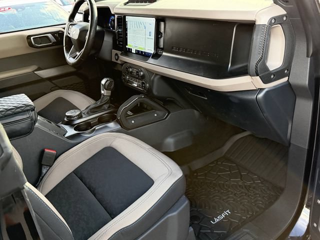 Used 2023 Ford Bronco Wildtrak AWD/4WD image 15