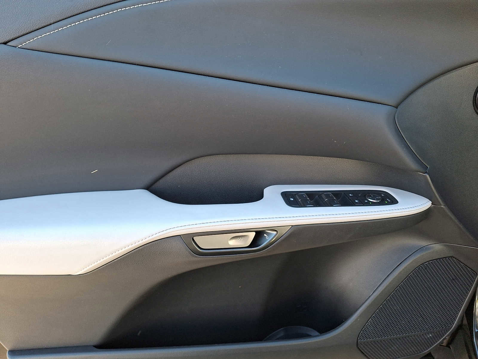 Used 2023 Lexus RX 350 Premium w/ Accessory Package (Z1) image 8