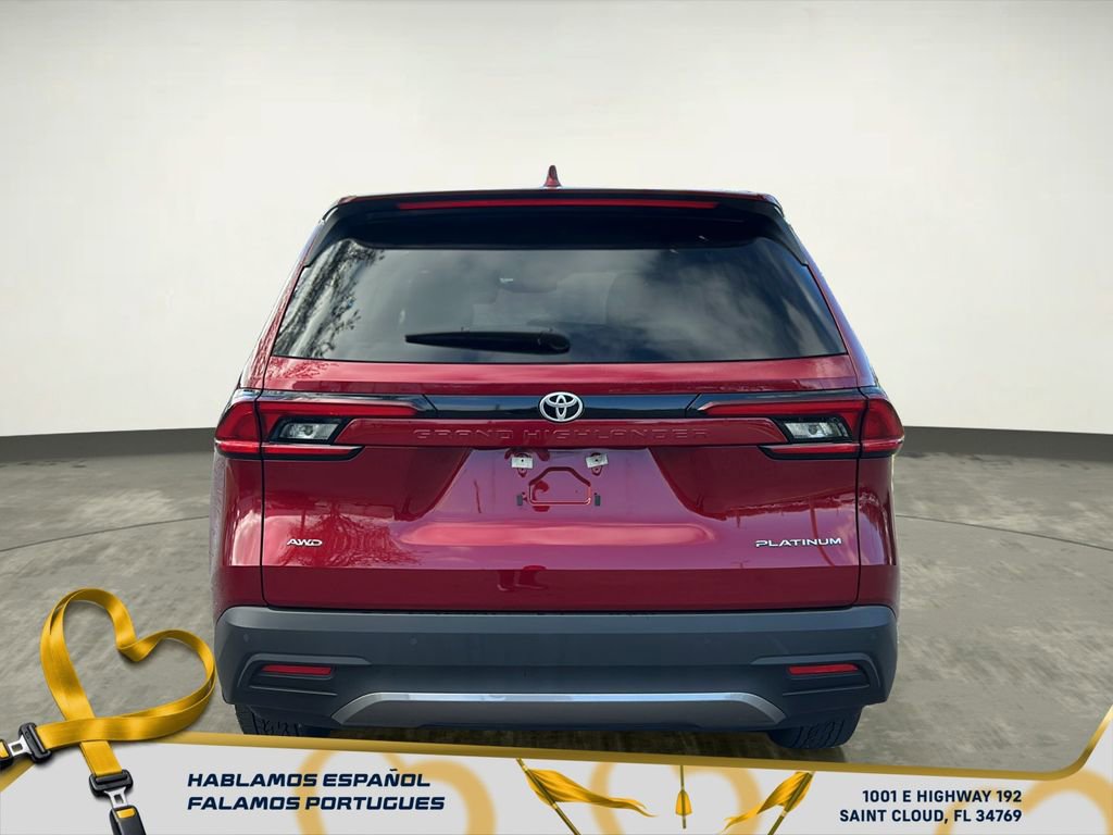 Used 2025 Toyota Grand Highlander AWD image 5
