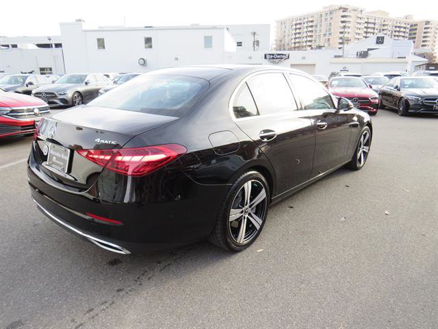 Used 2025 Mercedes-Benz C 300 4MATIC Sedan image 4