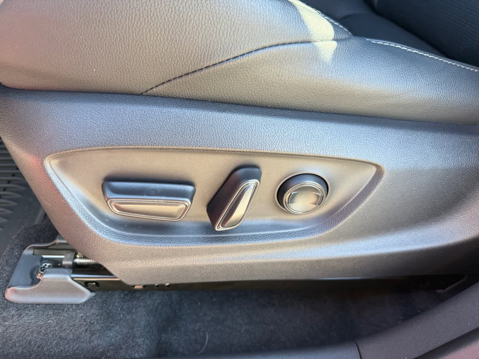 Certified 2023 Subaru Solterra AWD image 17