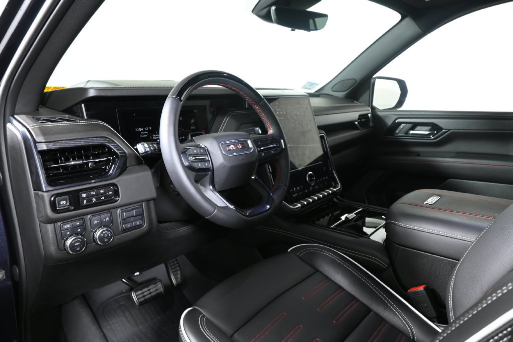 Used 2025 GMC Yukon AT4 Ultimate w/ LPO, Floor Liner Package AWD/4WD image 15